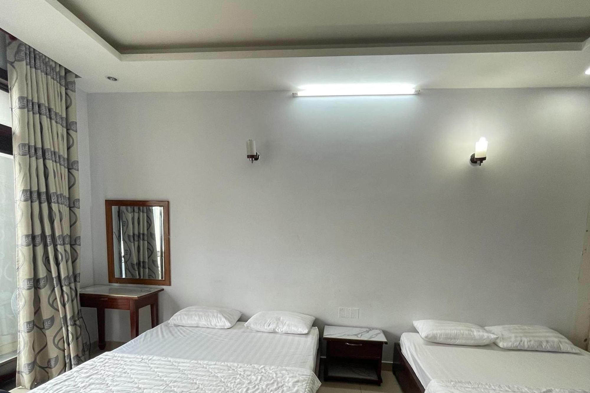 Hoa Sen Hotel Ho Chi Minh City Exterior photo